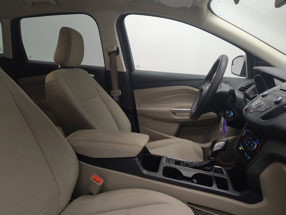 Used 2018 Ford Escape SE FWD image 21