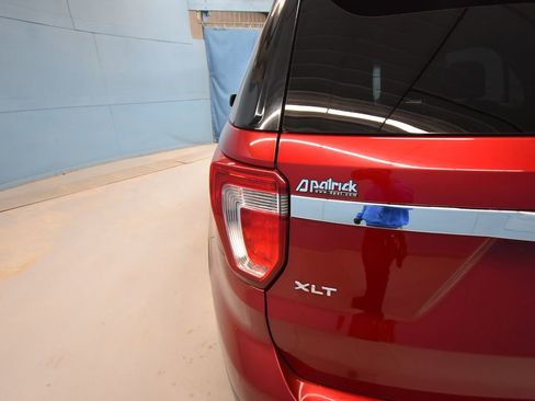Used 2017 Ford Explorer XLT w/ Equipment Group 202A image 41