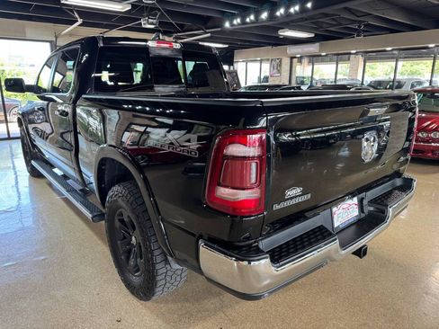 Used 2022 RAM 1500 Laramie AWD/4WD image 5