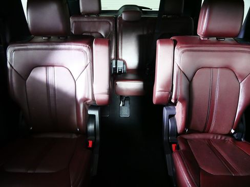 Used 2023 Ford Expedition Max Limited AWD/4WD image 13