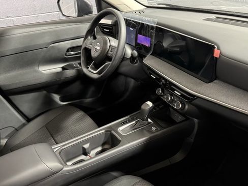 New 2026 Nissan Kicks S image 5