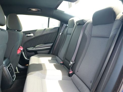 Used 2020 Dodge Charger SXT w/ Driver Convenience Group image 32