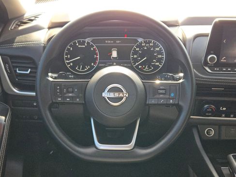 Certified 2023 Nissan Rogue SV image 19