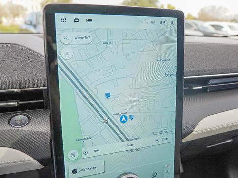 Used 2022 Ford Mustang Mach-E Premium image 15