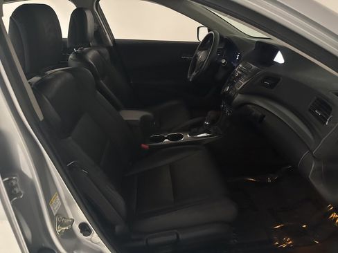Used 2013 Acura ILX w/ Premium Package image 35