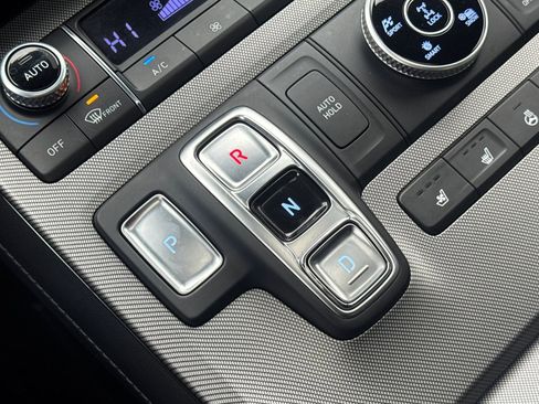 Used 2020 Hyundai Palisade Limited image 16