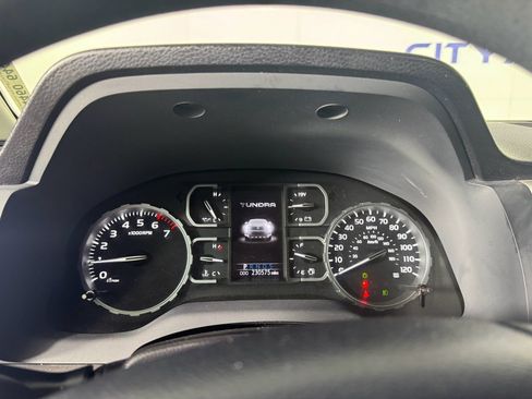 Used 2019 Toyota Tundra SR5 w/ SR5 Upgrade Package image 23