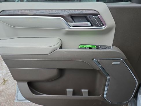 New 2026 GMC Sierra 1500 SLT w/ SLT Convenience Package image 13