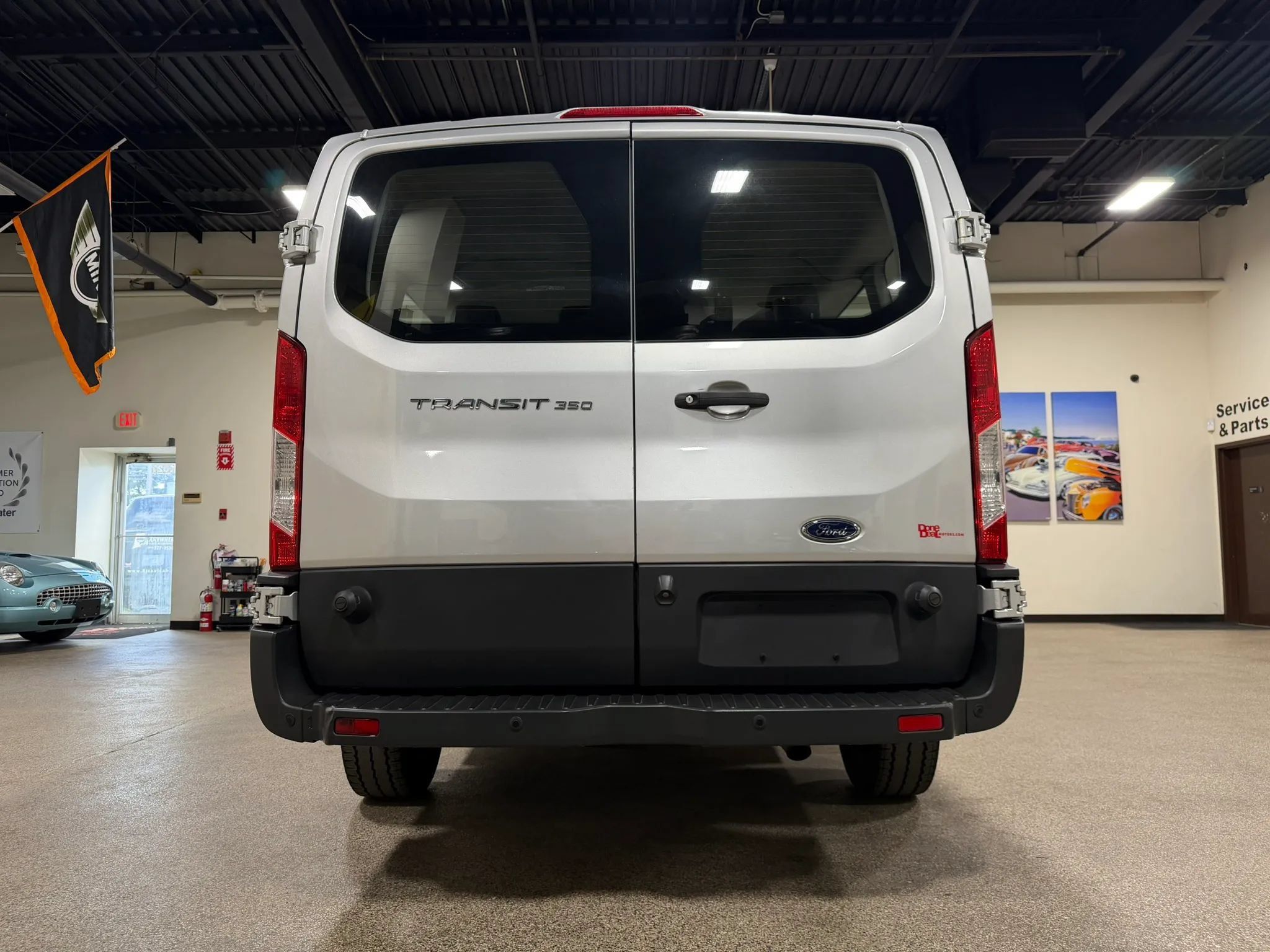 Used 2018 Ford Transit 350 XL RWD image 18