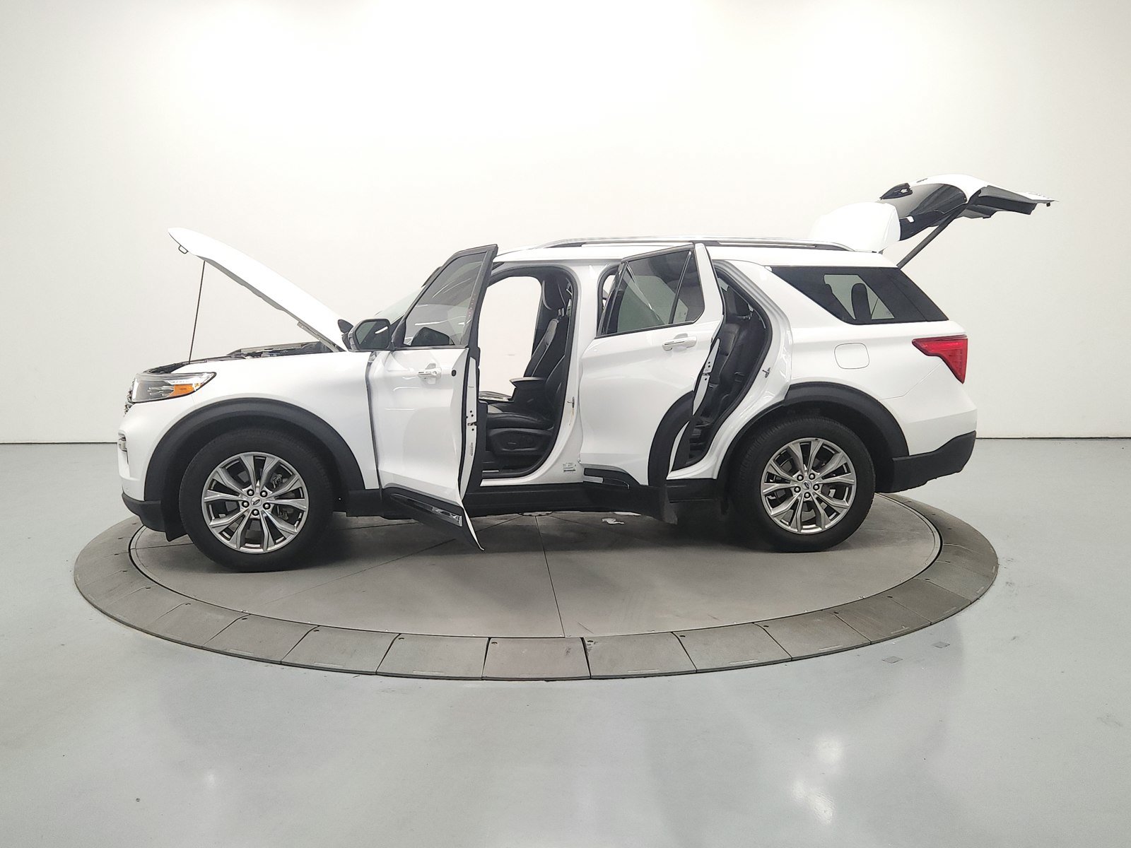 Used 2023 Ford Explorer Limited RWD image 13