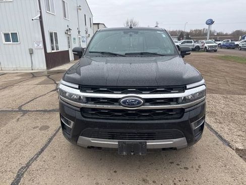 Used 2022 Ford Expedition Max Limited AWD/4WD image 2