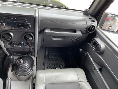 Used 2009 Jeep Wrangler X AWD/4WD image 16