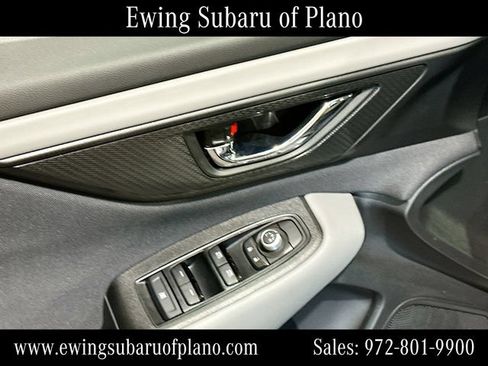 Used 2025 Subaru Outback Premium AWD/4WD image 18