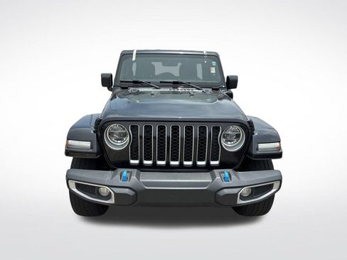 Used 2022 Jeep Wrangler Unlimited Sahara w/ Cold Weather Group AWD/4WD image 2