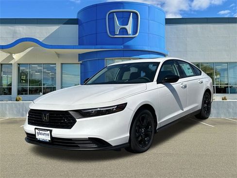 New 2025 Honda Accord SE image 5