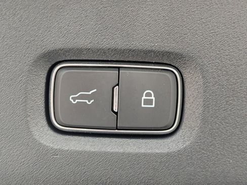 Certified 2025 Ford Expedition Max Active image 15