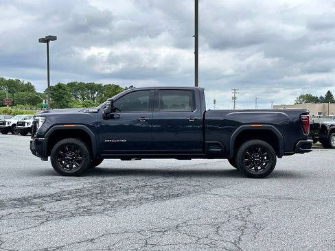 Certified 2024 GMC Sierra 2500 AT4 w/ AT4 Premium Plus Package AWD/4WD image 7