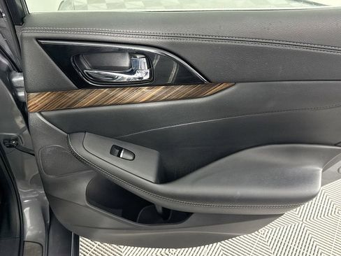 Used 2016 Nissan Maxima Platinum FWD image 24
