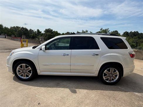 Used 2012 GMC Acadia Denali AWD/4WD image 3