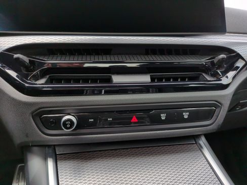 Certified 2025 BMW M340i image 18