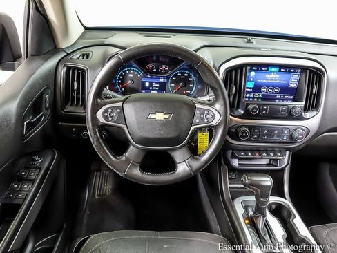 Used 2019 Chevrolet Colorado LT w/ Colorado RST Special Edition image 13