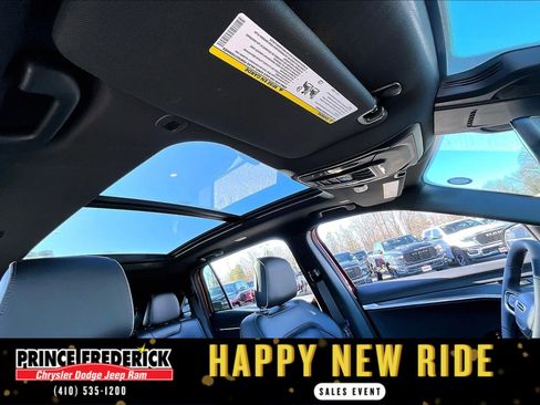 Used 2025 Jeep Wagoneer S Limited image 19