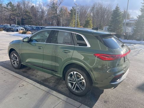 Used 2025 Audi Q5 Premium Plus w/ Premium Plus image 36