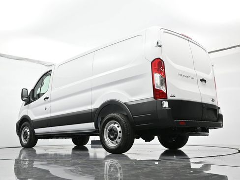 New 2025 Ford Transit 150 Low Roof image 39