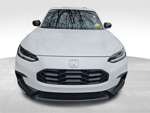 Used 2023 Honda HR-V Sport image 2