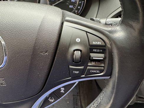 Used 2017 Acura MDX SH-AWD image 14