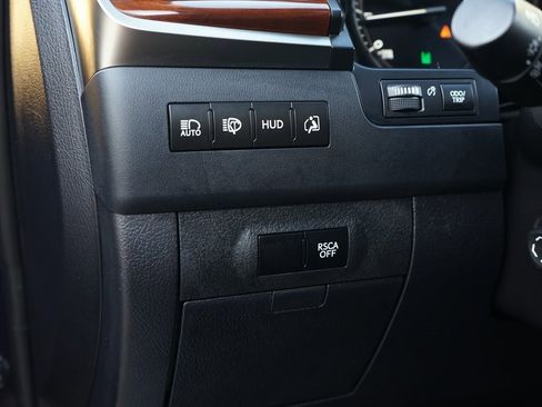 Used 2017 Lexus LX 570 4WD image 31