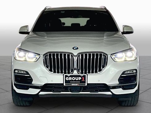 Used 2019 BMW X5 xDrive40i w/ Executive Package AWD/4WD image 3