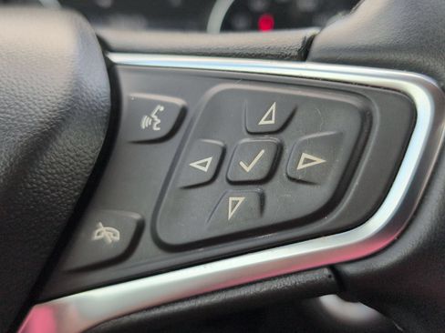 Used 2024 Chevrolet Equinox LT AWD/4WD image 14