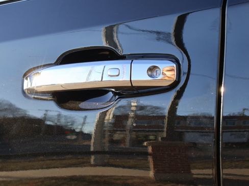 Certified 2023 GMC Sierra 1500 Denali w/ Denali Reserve Package image 24