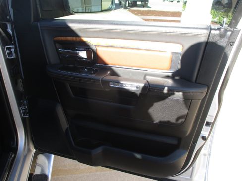 Used 2014 RAM 1500 Laramie Longhorn w/ Convenience Group image 16