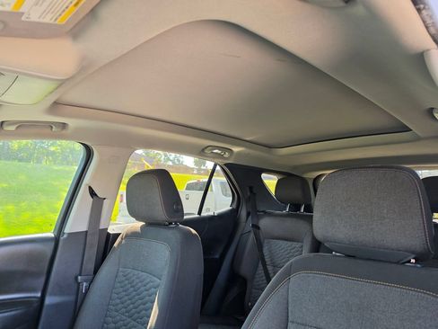 Used 2021 Chevrolet Equinox LT FWD image 35
