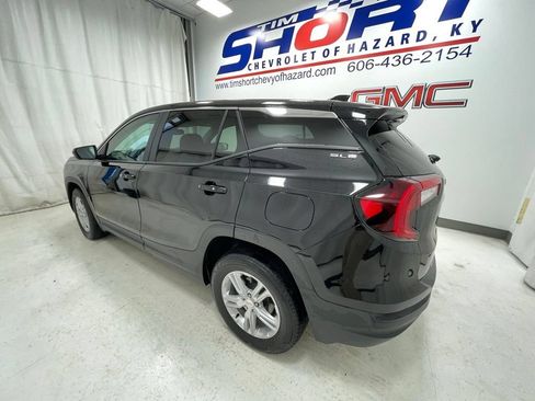 Used 2024 GMC Terrain SLE AWD/4WD image 7