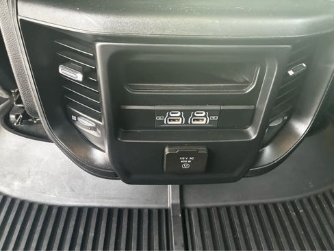 Used 2021 RAM 1500 Laramie image 13