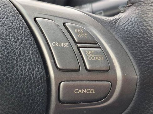 Used 2010 Subaru Forester 2.5X Limited AWD/4WD image 12
