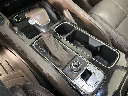 Used 2021 Kia Telluride SX w/ Towing Package image 9