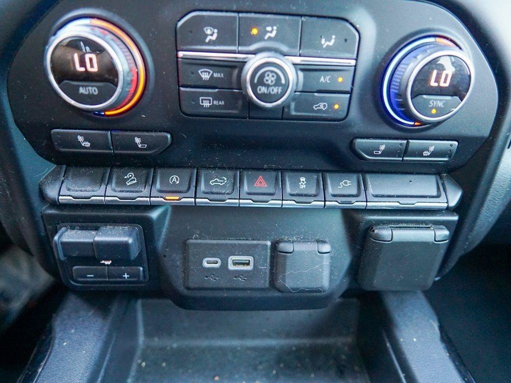Used 2020 Chevrolet Silverado 1500 RST AWD/4WD image 30