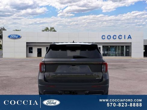 New 2026 Ford Explorer ST-Line w/ ST-Line Street Pack AWD/4WD image 5