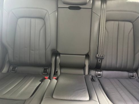 Used 2019 Audi Q5 2.0T Premium Plus w/ Premium Plus Package AWD/4WD image 16