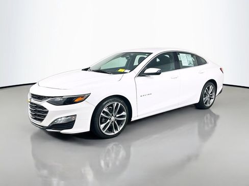 Used 2022 Chevrolet Malibu LT image 3
