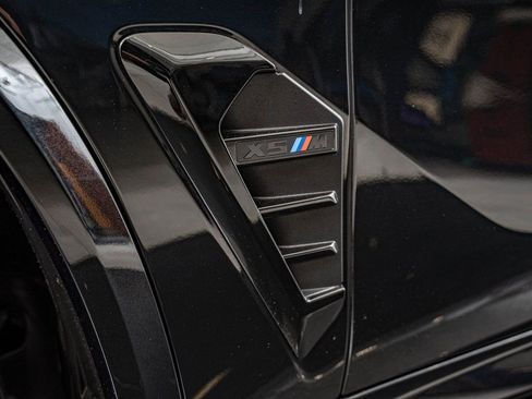Used 2025 BMW X5 M Competition w/ Executive Package image 18