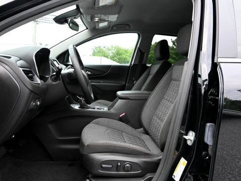 Used 2024 Chevrolet Equinox LT image 19