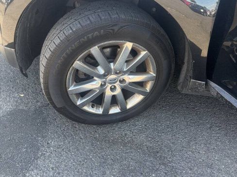 Used 2013 Ford Edge SEL AWD/4WD image 17