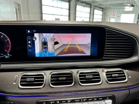 New 2026 Mercedes-Benz GLS 450 4MATIC image 11