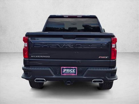 Used 2023 Chevrolet Silverado 1500 RST w/ Z71 Off-Road Package AWD/4WD image 5