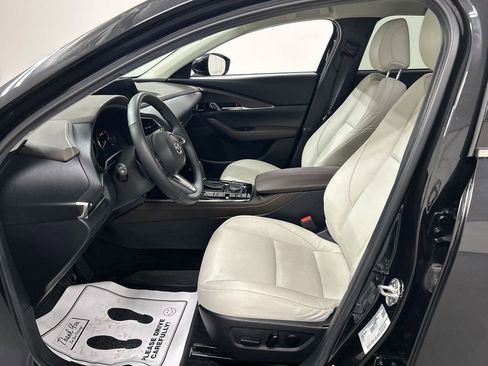 Certified 2025 MAZDA CX-30 AWD 2.5 S w/ Premium Package image 9